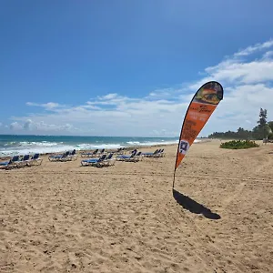 Apartment Breathtaking 2-bedroom Beachside, San Juan